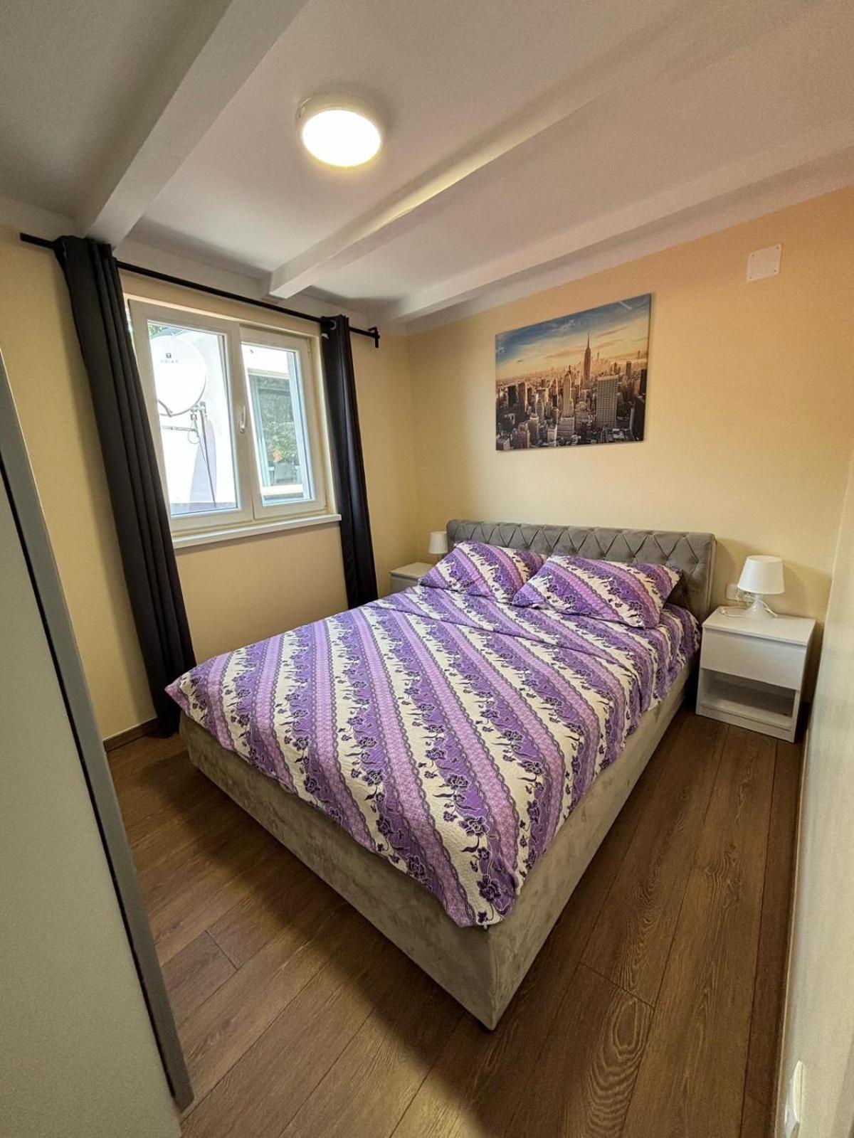 Apartmani Bosnjak Starigrad Paklenica Exterior photo