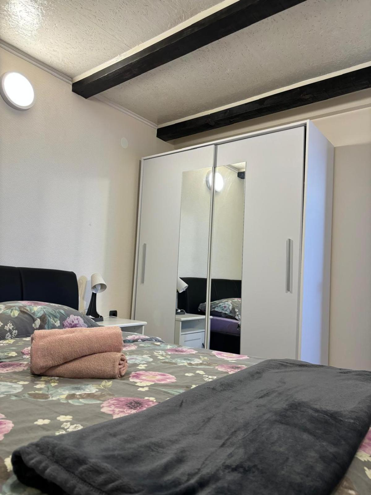 Apartmani Bosnjak Starigrad Paklenica Room photo
